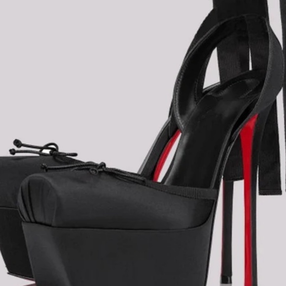 Christian Louboutin platform heels - Picture 1 of 2